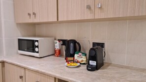 1 habitación y sistema de insonorización