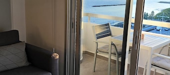 01 LIM - Stay Sky Apartment