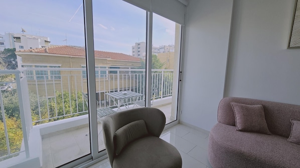 อพาร์ทเมนท์ | 1 ห้องนอน, ห้องเก็บเสียง