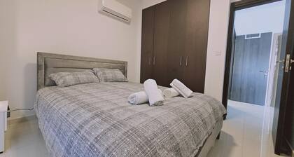 104 NIC - 102 Stay Cosmo City Suite