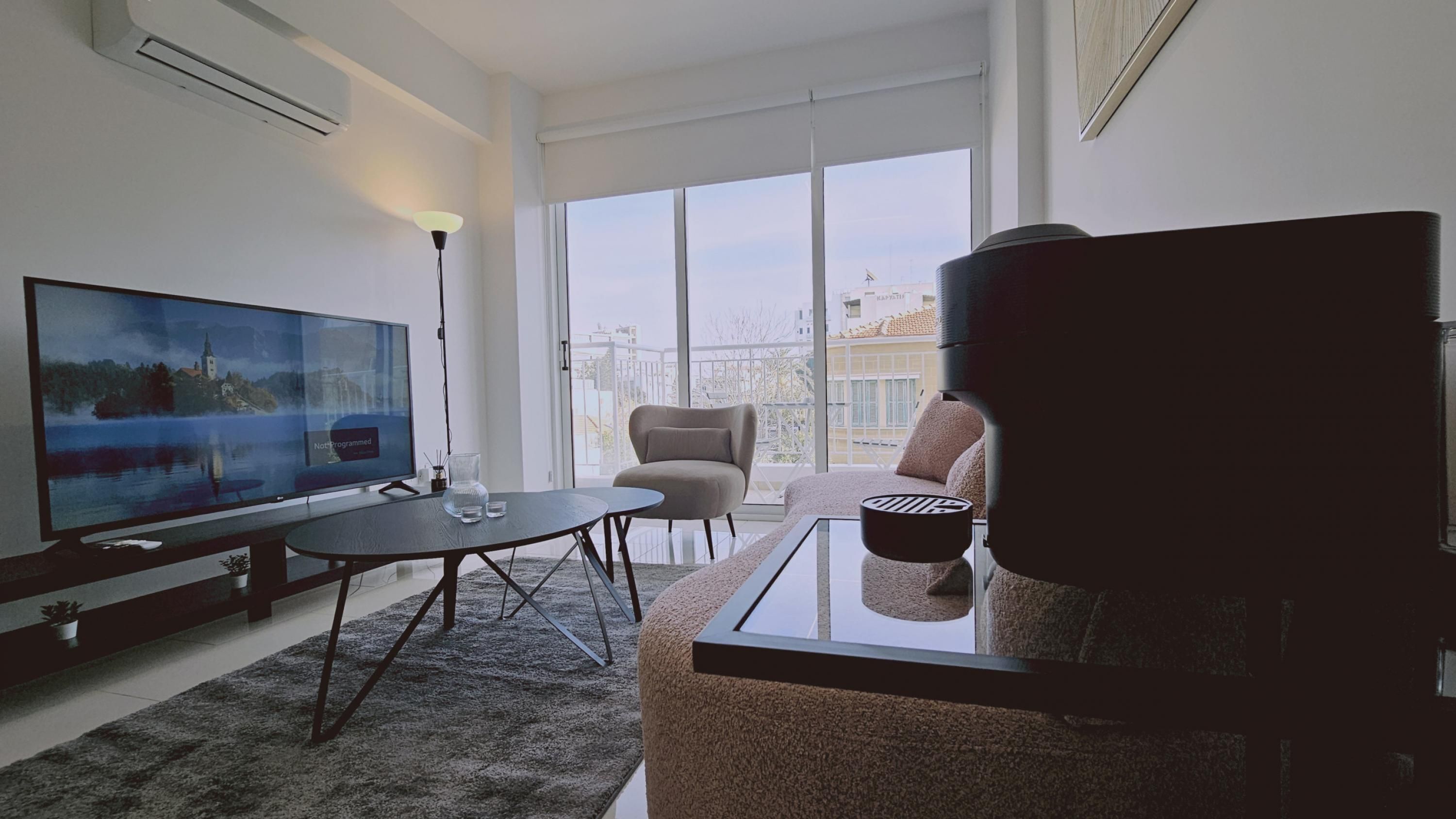 Căn hộ | 1 phòng ngủ, phòng cách âm 