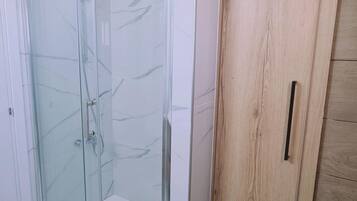 House | 2 bedrooms, soundproofing