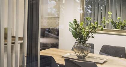 96 Nic2 - Stay Urban Skin Suite