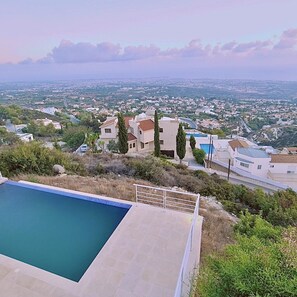 House | 3 bedrooms, soundproofing - 95 TLA - Stay Sunset Palazzo (Tala)
