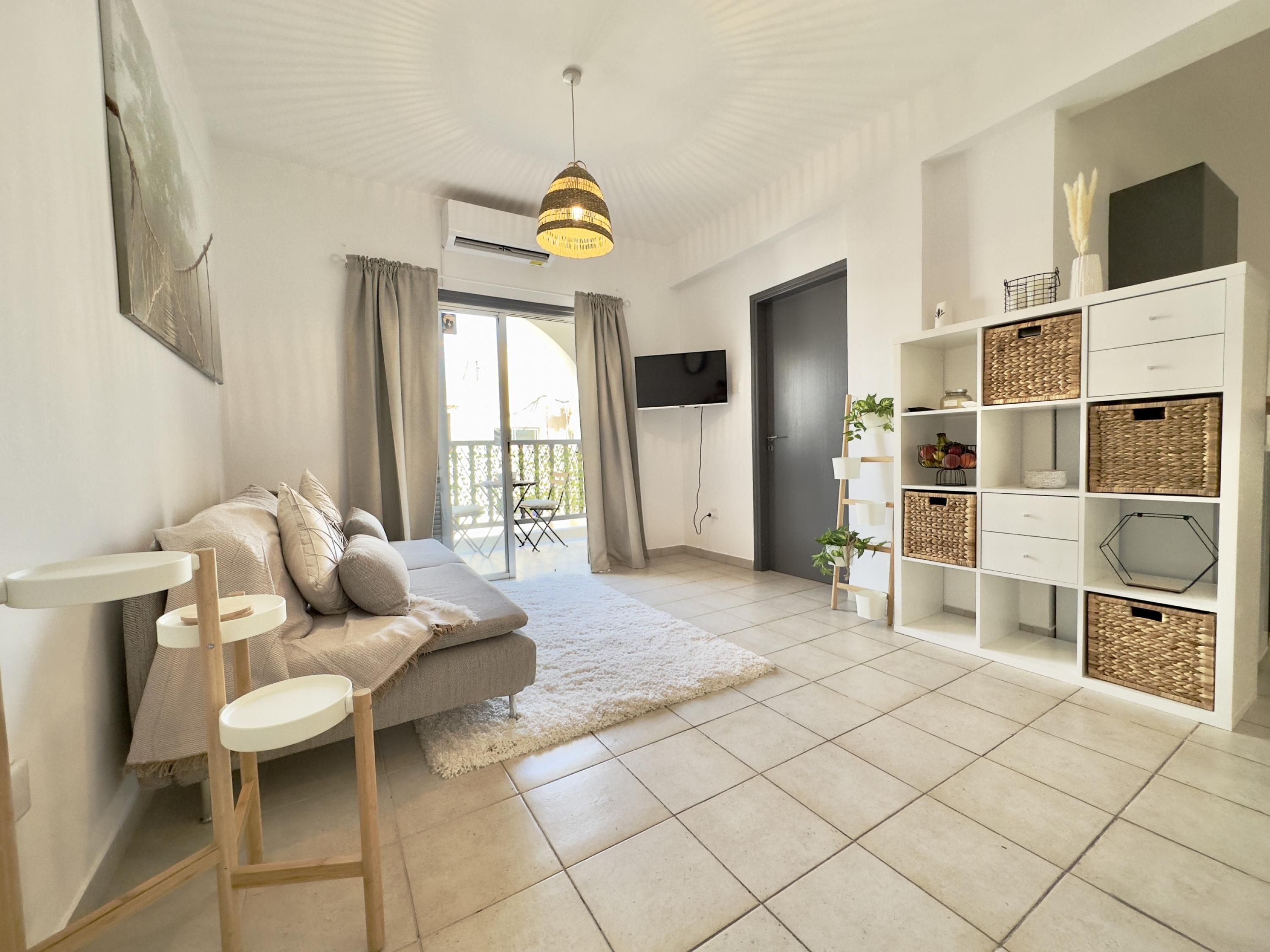House | 1 bedroom, soundproofing