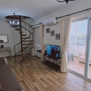 Apartment | 3 bedrooms - 69 LCA - Stay Sea and Salt Lake Panoramic View Apt (Larnaca)