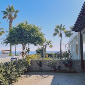 Apartment | 2 bedrooms, soundproofing - 10 MEN - Stay Crystal Waves Maisonette (Meneou)