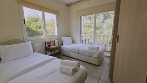 3 bedrooms, soundproofing - 123 AN - Stay Nissi House (Ayia Napa)