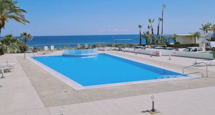 30 PRO - Stay White Coral Studio