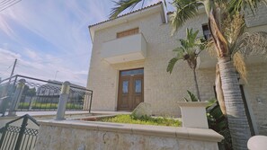 House | 2 bedrooms, soundproofing