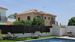 Villa | 3 bedrooms - 131 VOR - Stay M L Villa (Oroklini)