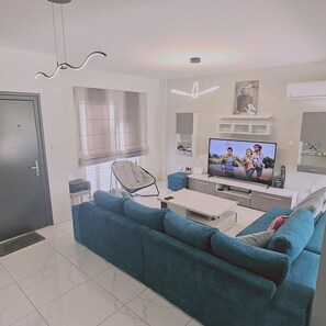 Villa | 3 bedrooms - 131 VOR - Stay M L Villa (Oroklini)