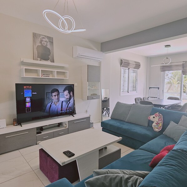 Villa | 3 bedrooms - 131 VOR - Stay M L Villa (Oroklini)