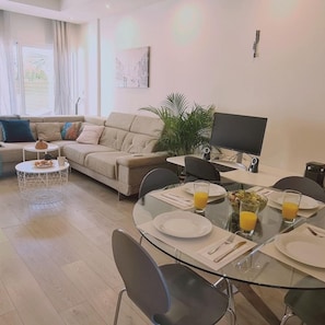 House - 29 LIM - Downtown Retreat (Limassol)