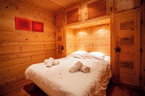 6 chambres, lit parapluie, Wi-Fi gratuit, draps fournis