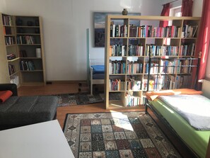 2 chambres, fer et planche à repasser, Wi-Fi gratuit, draps fournis