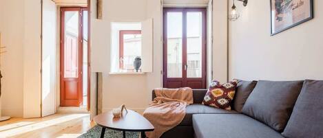 تلفزيون، مكتب