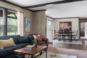 Télévision, espaces bureaux