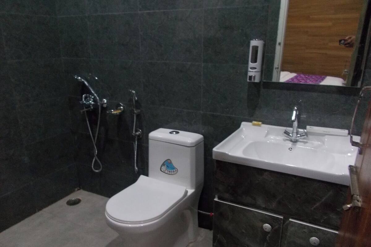 Bathrobes, towels, soap, shampoo