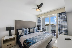 2 habitaciones, tabla de planchar con plancha y cuna de viaje 