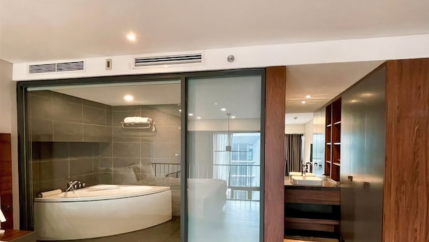 Deluxe Apartment | 1 bedroom, free minibar items, in-room safe, blackout curtains - NVT Housing - PentStudio West Lake Hanoi (Hanoi)