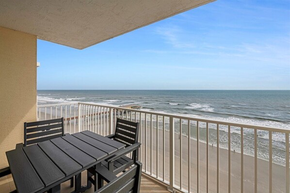 Property grounds - Ocean Star at The Aruba (Daytona Beach)