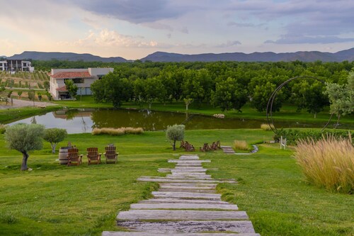 Townhouse 4BR Pueblo Parvada