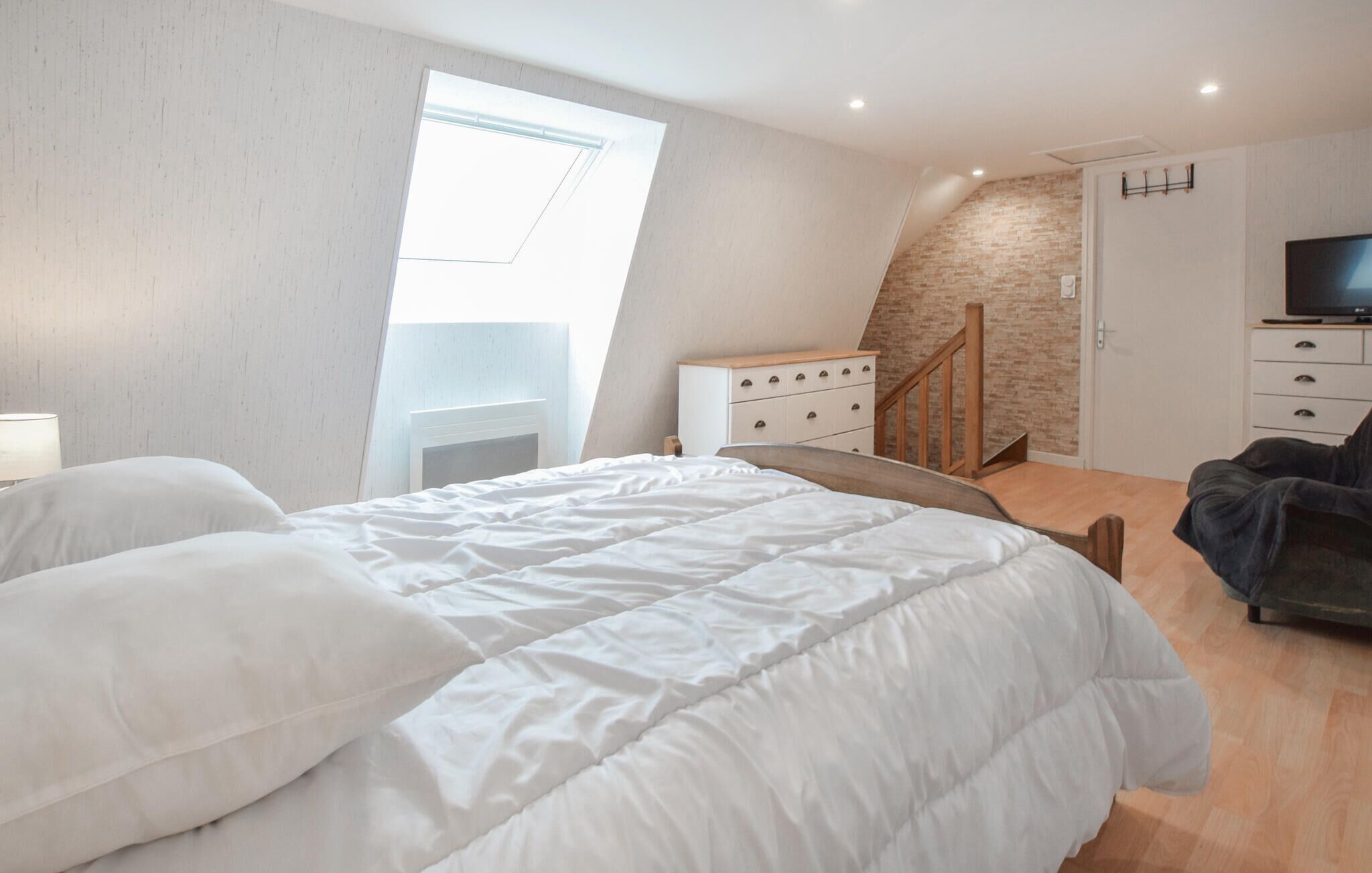 3 habitaciones, cuna de viaje, wifi gratis y ropa de cama 