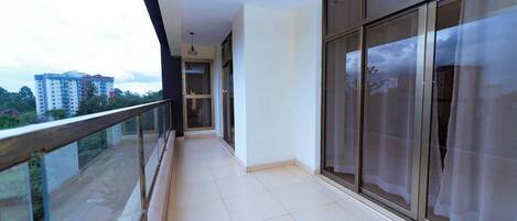 Family Apartment | Balcony