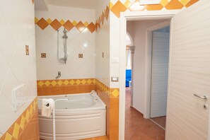 House | 1 bedroom - Casa Francese Relax - An Oasis of Well-being not far From the sea (Tramonti)