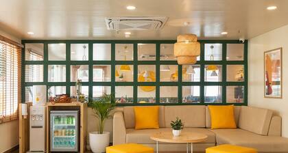 Bloom Hotel Financial District