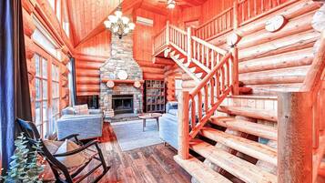 Télévision, cheminée, chaßne hi-fi