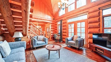 电视、壁炉、立体声音响