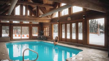 Piscine couverte, piscine extérieure