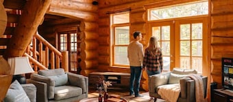 Serenity / Private spa & sauna, Pool, Lake & Kayak