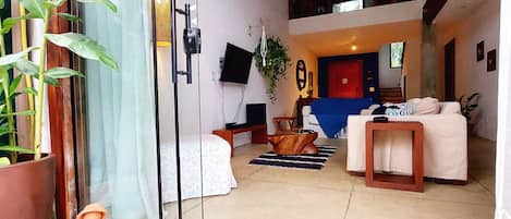 3 bedrooms, desk, iron/ironing board, WiFi