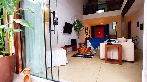 3 bedrooms, desk, iron/ironing board, WiFi