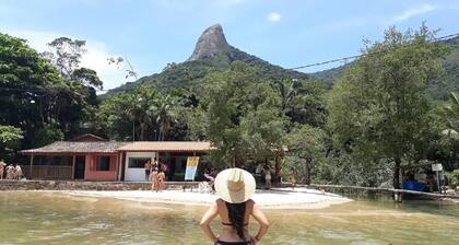 BEAUTIFUL HOUSE WITH POOL and CLOSE TO THE BEACHES in PARATY Casa Canto dos Saíras