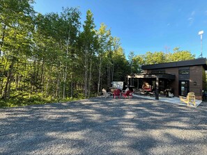 Property grounds - Spa - Chalet Sur Les Sentiers du Pic-Bois (Adstock)