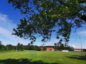 Sport court - Loft near Nuremberg - 5 min. to the free swimming pool, close to the trade fair (Postbauer-Heng)