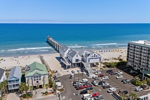 Beach - Coastal Crossing Luxe Retreat By Beach Star (Surfside Beach)