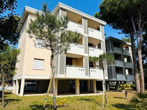 Exterior - Flat with a shared garden (Bibione Pineda)