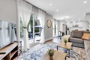 智能電視、壁爐