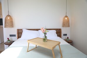 Chambre Double Élite | Bureau, chambres insonorisées, Wi-Fi gratuit, draps fournis