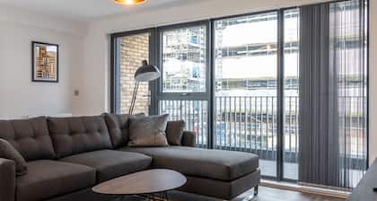 Sevenstays Ashford - 2BR Luxury Apartments