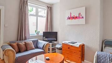 House | 4 bilik tidur, meja, Internet