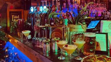 Rumah | 4 kamar tidur, meja kerja, dan internet