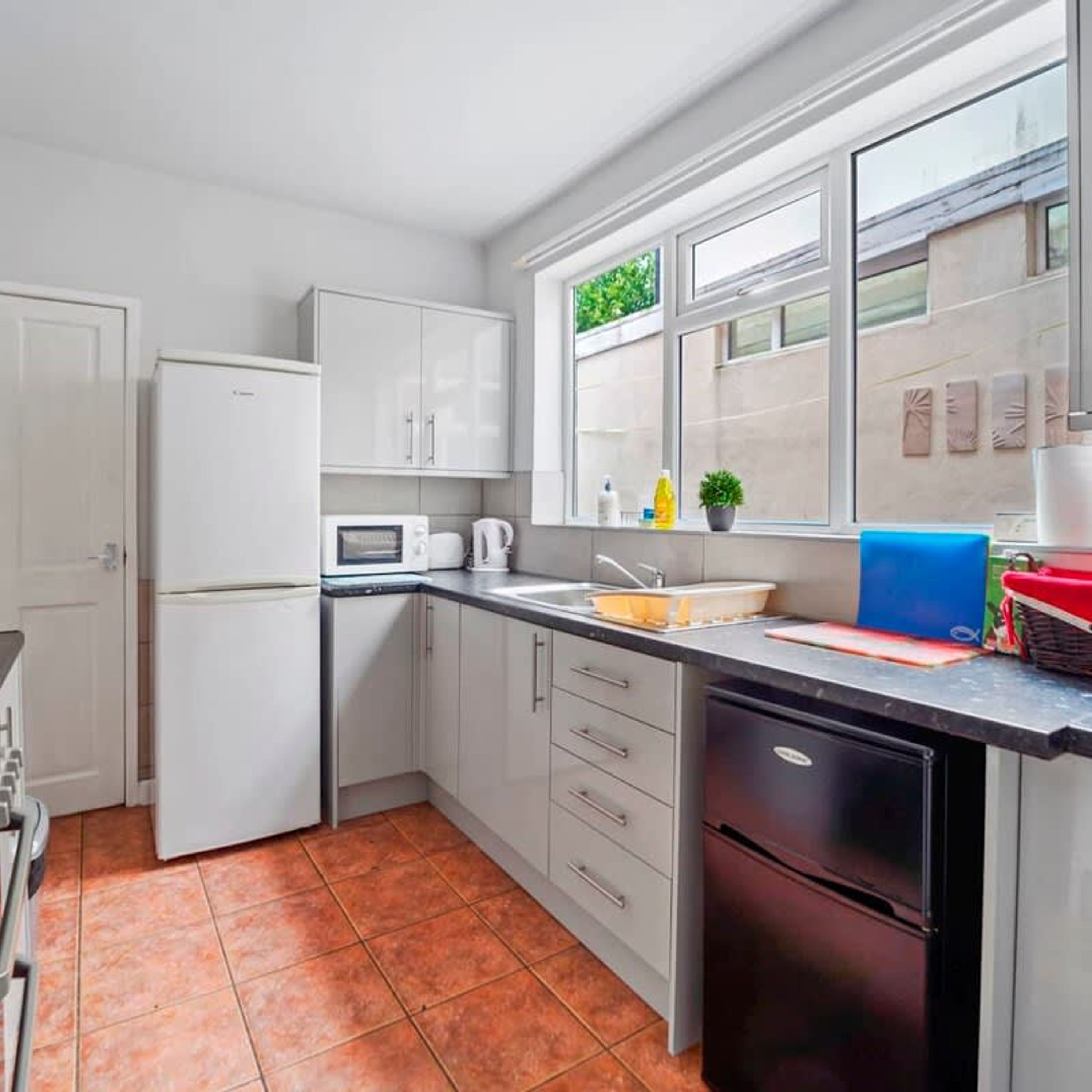 House | 4 bilik tidur, meja, Internet 