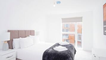 Apartment | 1 bedroom, iron/ironing board, Internet
