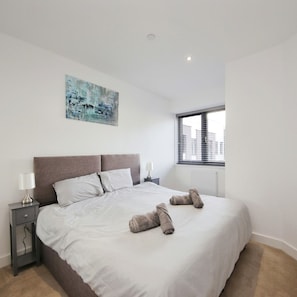 Apartment | 1 bedroom, desk